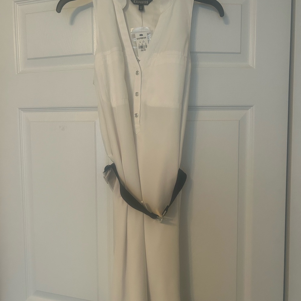 Express White Button-Up Blouse